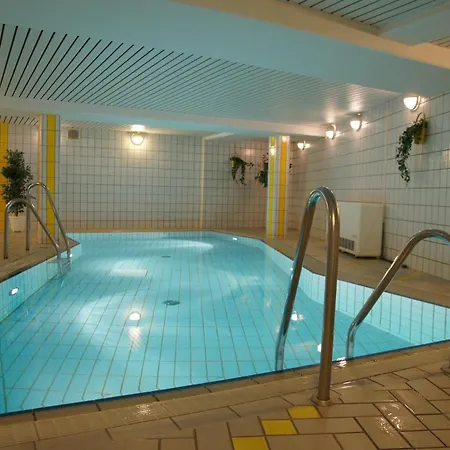 Apartmán Residenz Meeresbrandung 32 Mit Balkon Und Meerblick . 4.stock, Einbaukueche, Geschirrspueler, 2 X Tv,schwimmbad, Sauna , Reservierter Stellplatz, Wlan ! Cuxhaven